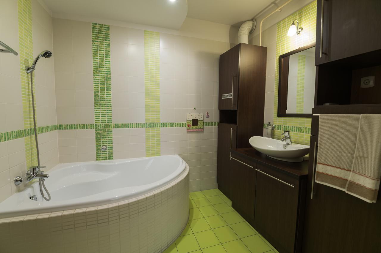 Lujzi Apartman إغير المظهر الخارجي الصورة