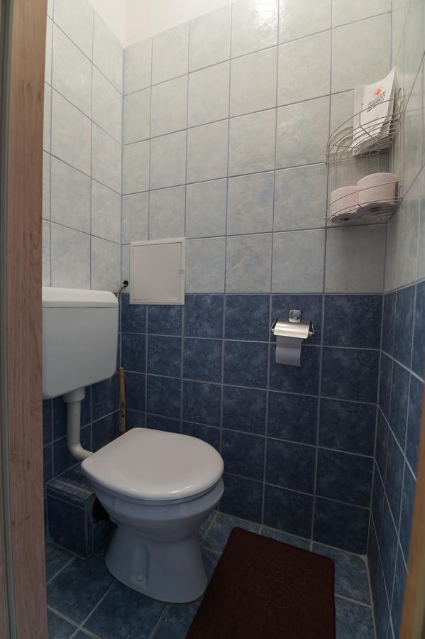 Lujzi Apartman إغير المظهر الخارجي الصورة