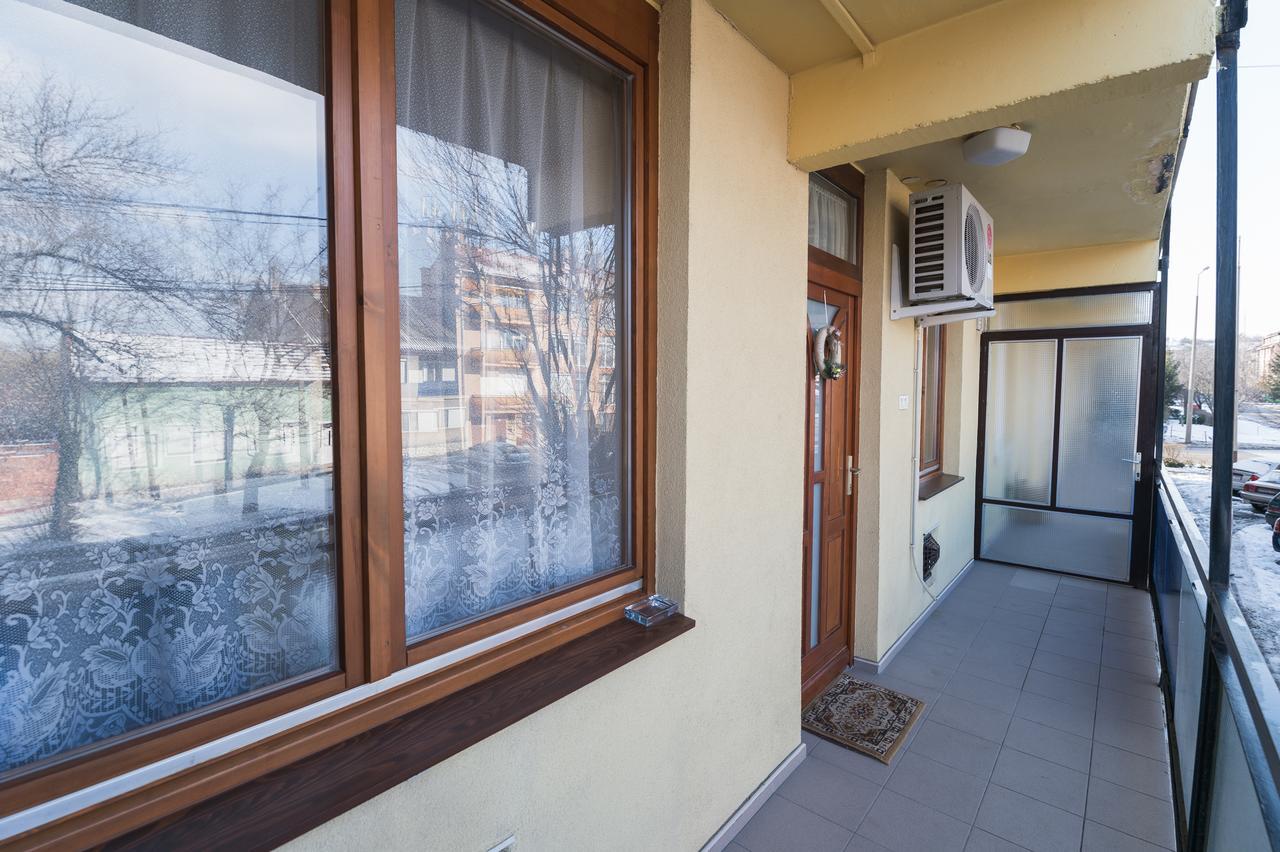 Lujzi Apartman إغير المظهر الخارجي الصورة